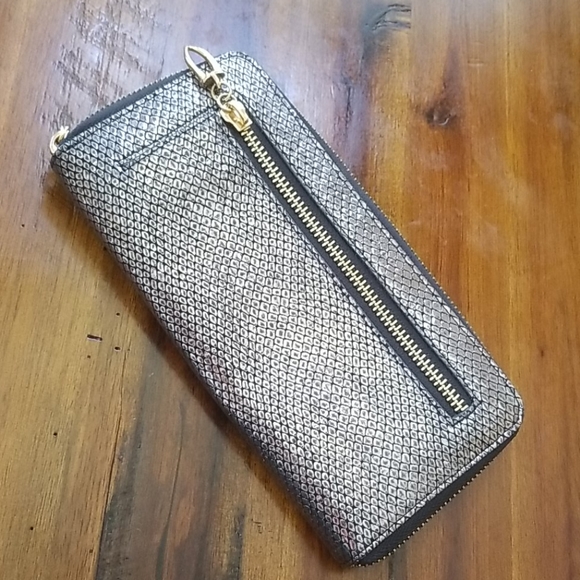 Wallet - Picture 2 of 3